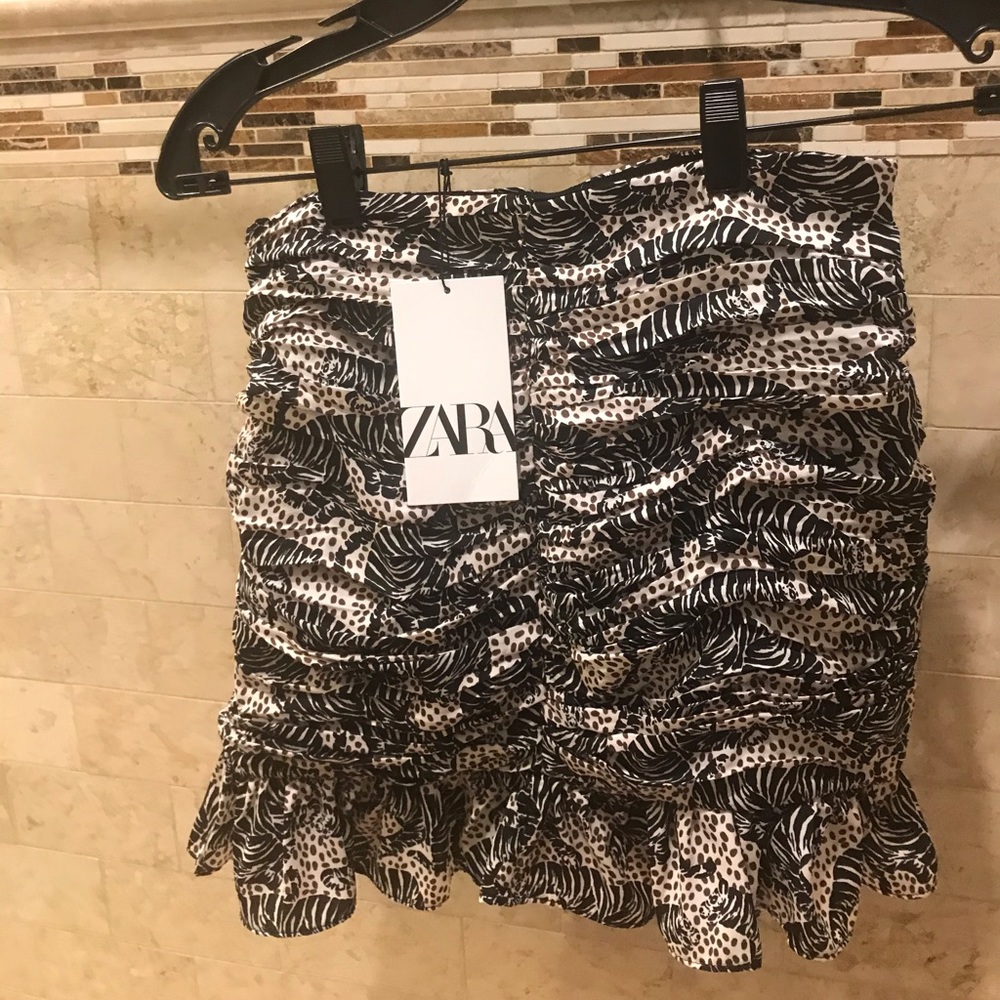 Zara mini skirt